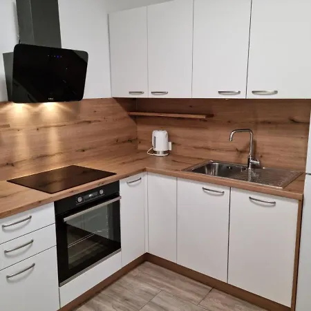 Apartma Kaan Apartment *